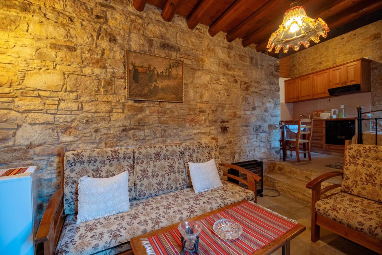 Constantias Stone Houses Lofu Zewnętrze zdjęcie