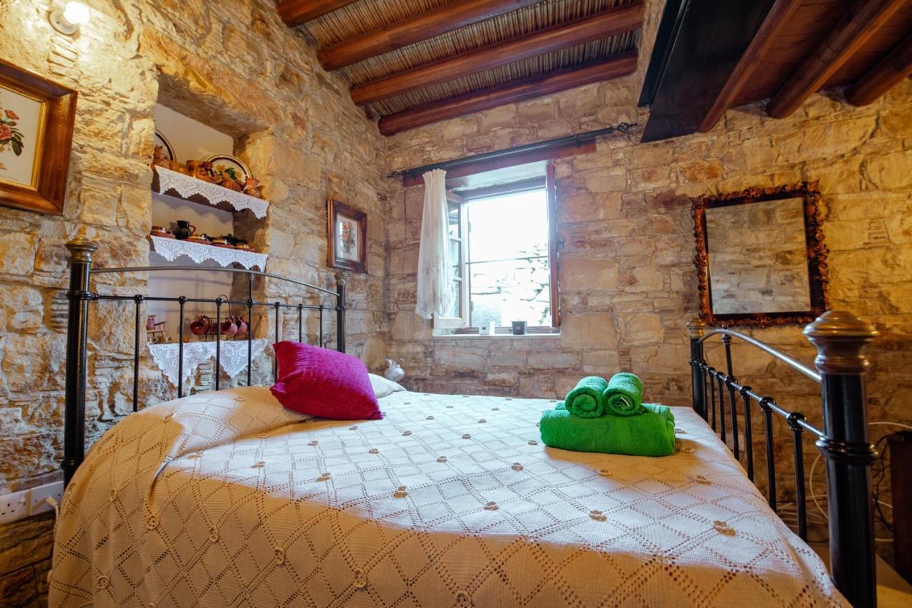 Constantias Stone Houses Lofu Zewnętrze zdjęcie