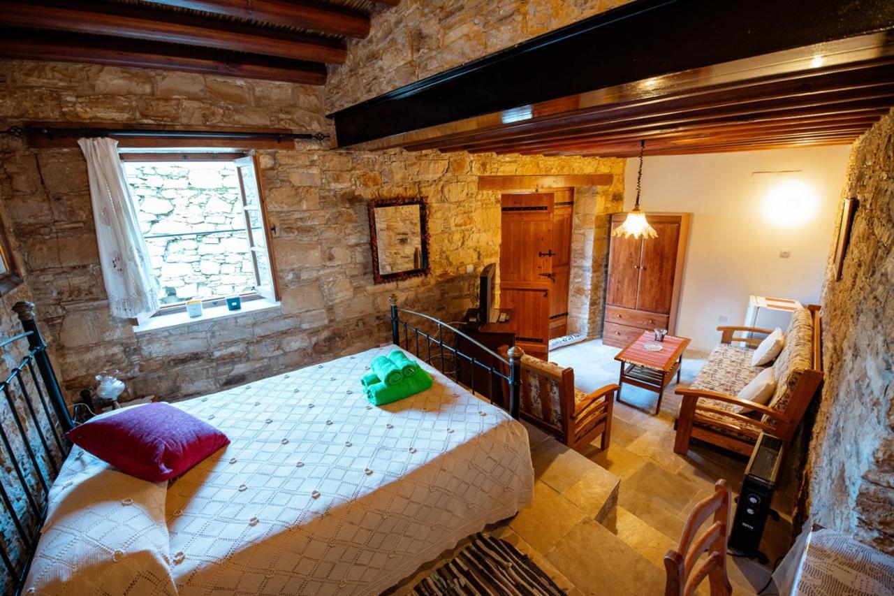 Constantias Stone Houses Lofu Zewnętrze zdjęcie